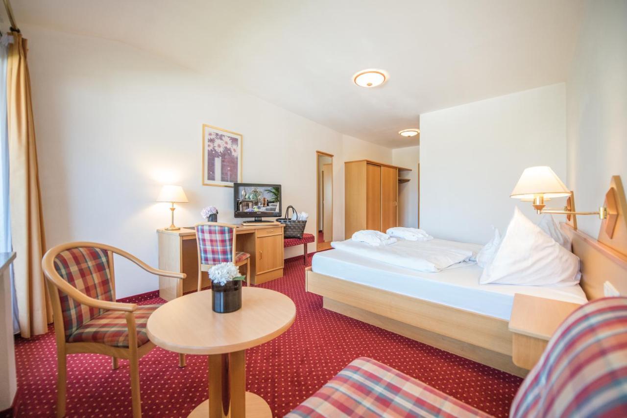 Hotel Walter Schenna Buitenkant foto