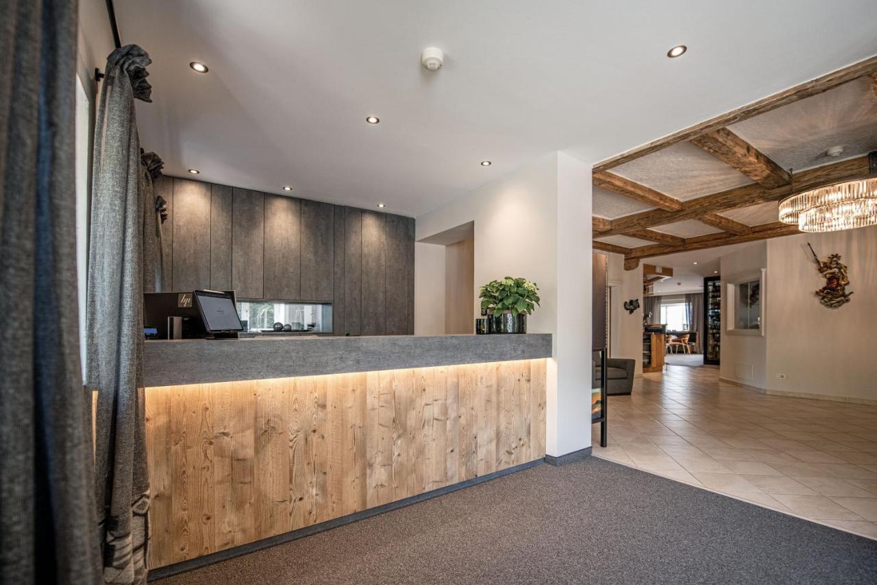 Hotel Walter Schenna Buitenkant foto