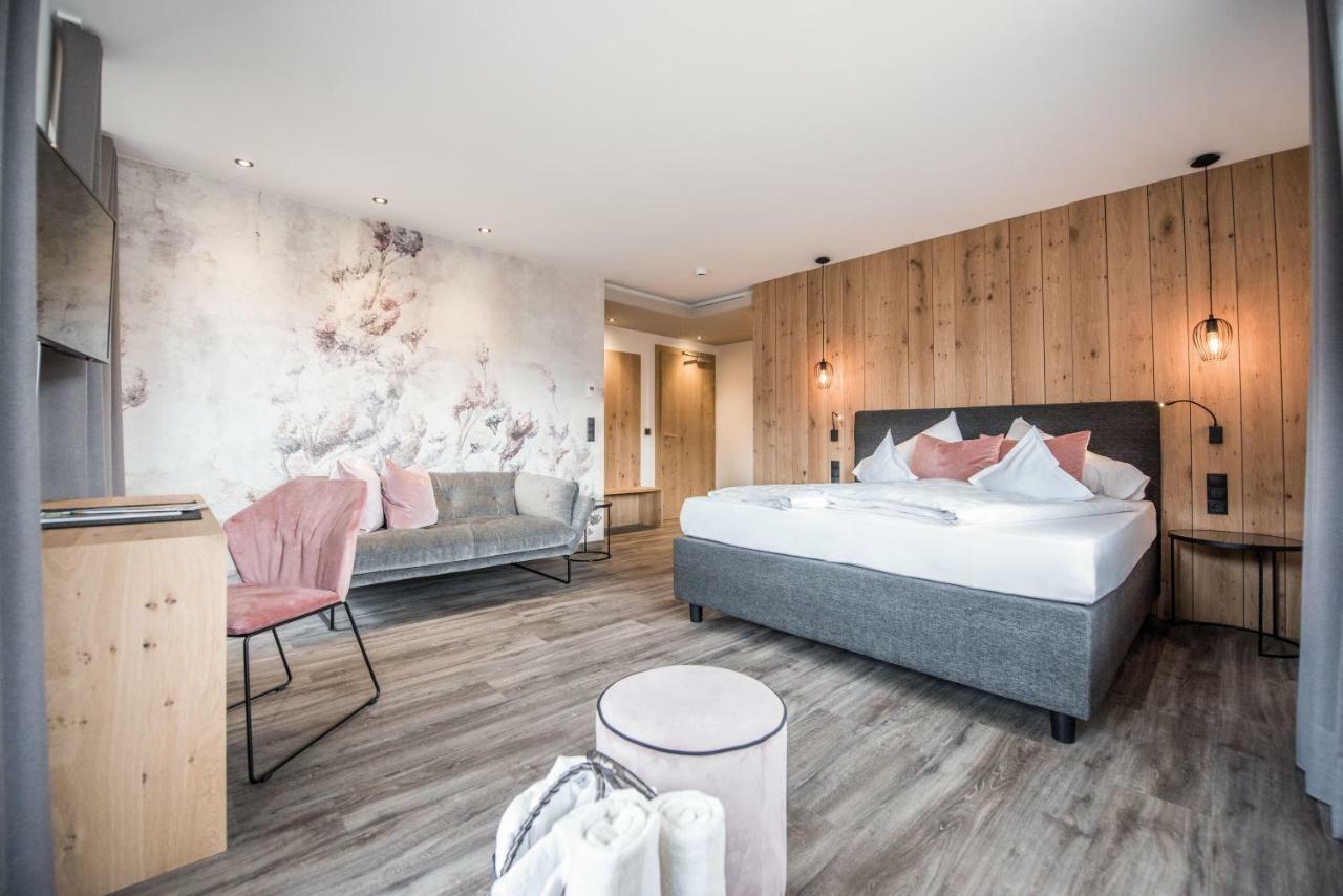 Hotel Walter Schenna Buitenkant foto